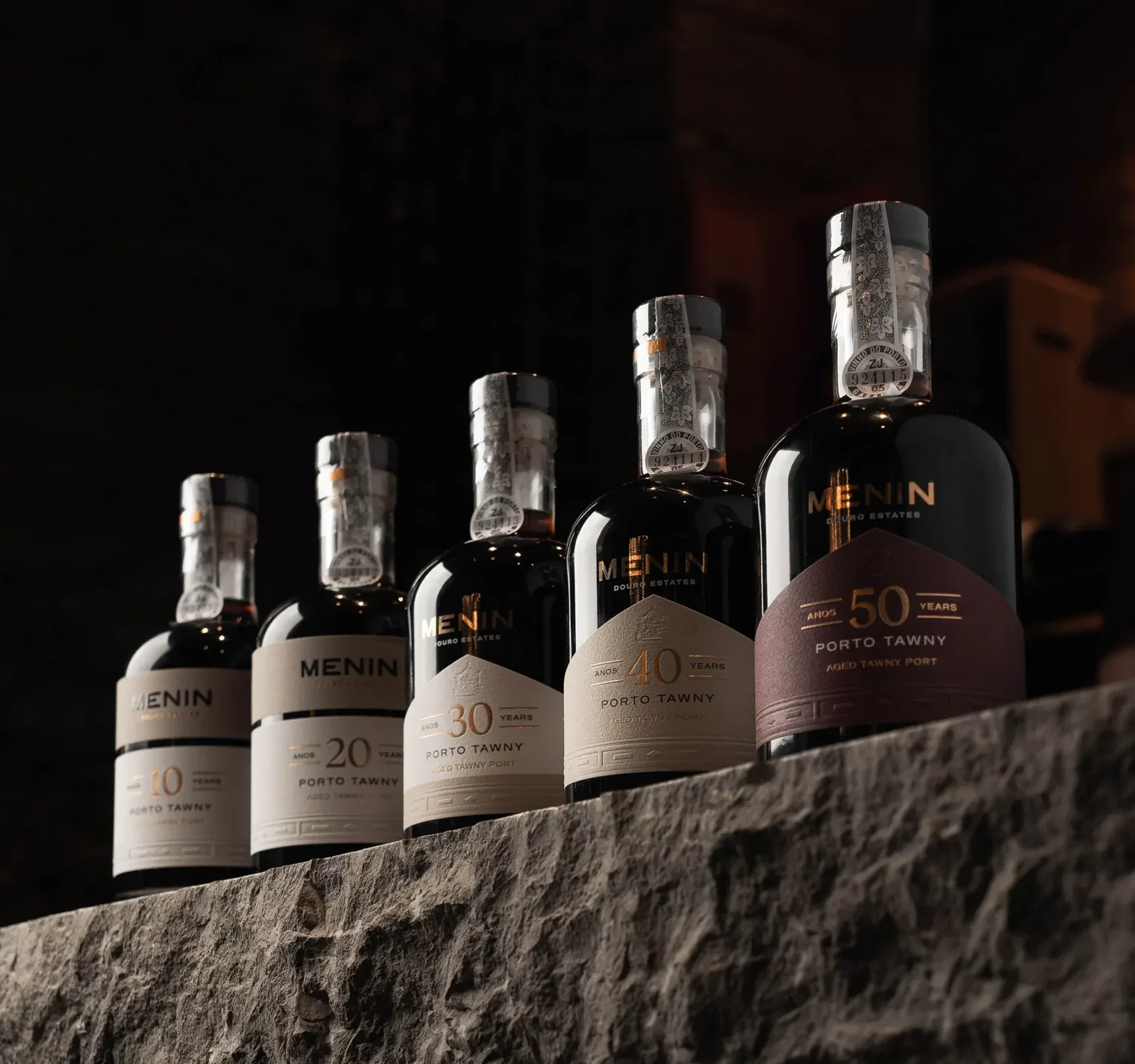 Garrafas dos Portos Tawny dos 10 aos 50 anos